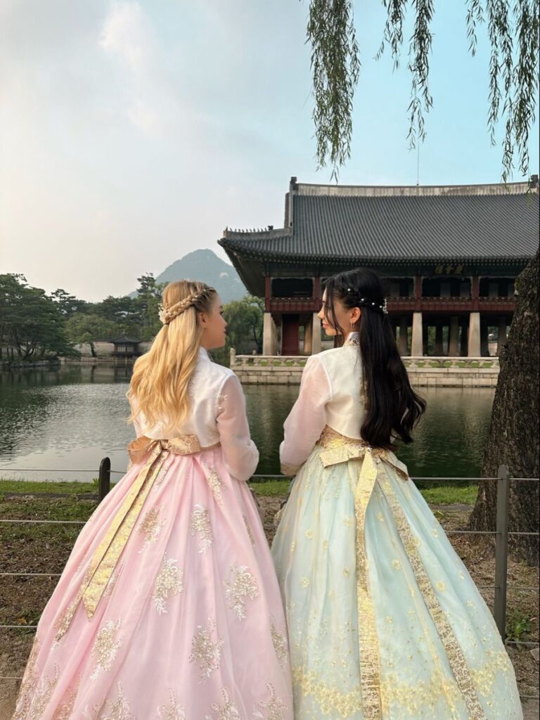 The Allure of Korean Fashion: A Guide to Timeless Korean Outfits